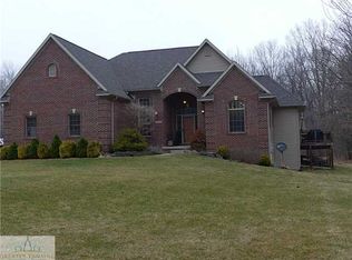 8618 Warner Rd, Haslett, MI 48840