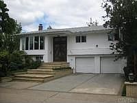 2nd image of 965 Green Pl