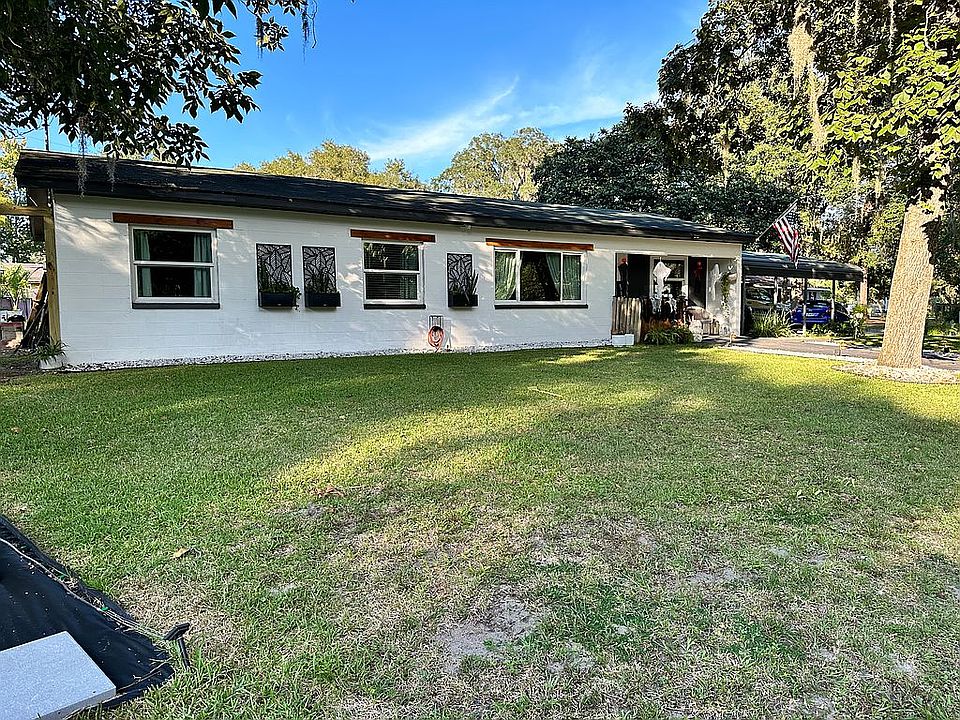 2nd image of 4628 SE 3rd Pl