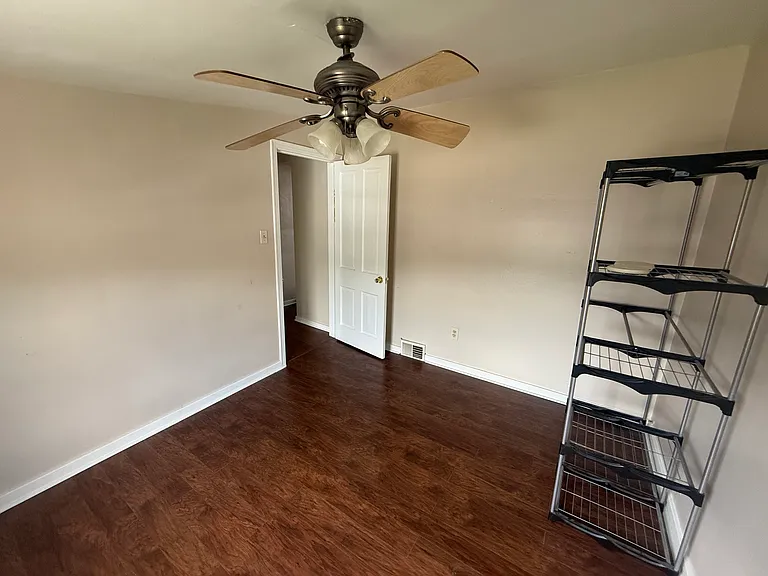 232 Boden Ave — Photo 9