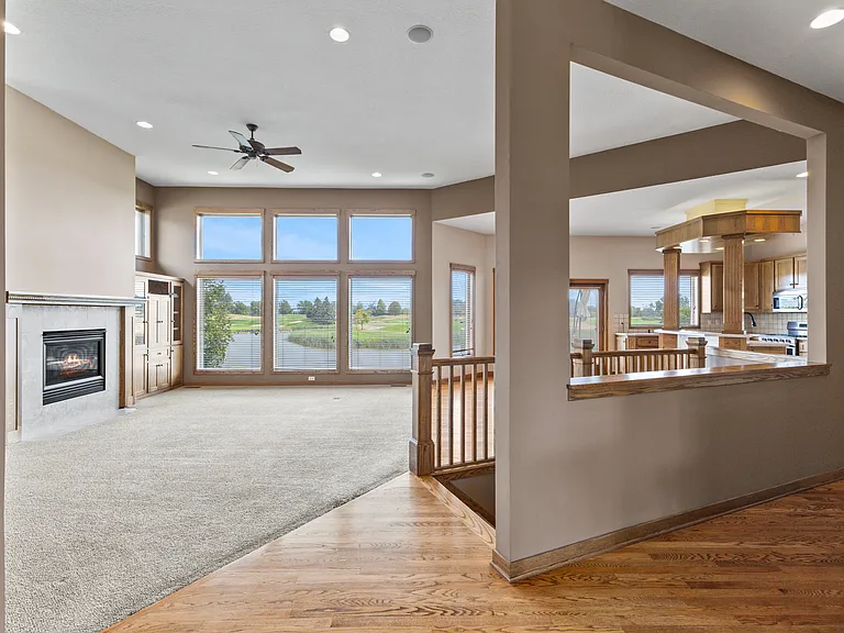 11435 Kenyon Ct NE — Photo 4
