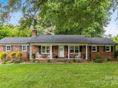 1059 Fairway Dr, Newton, NC, 28658