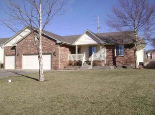 8811 N Britton Ct, Wichita, KS 67205