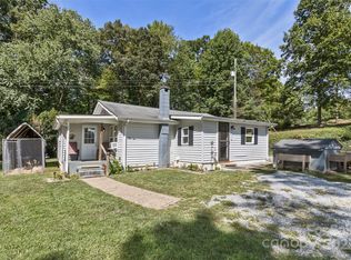 79 Prairie Ln, Hendersonville, NC 28792