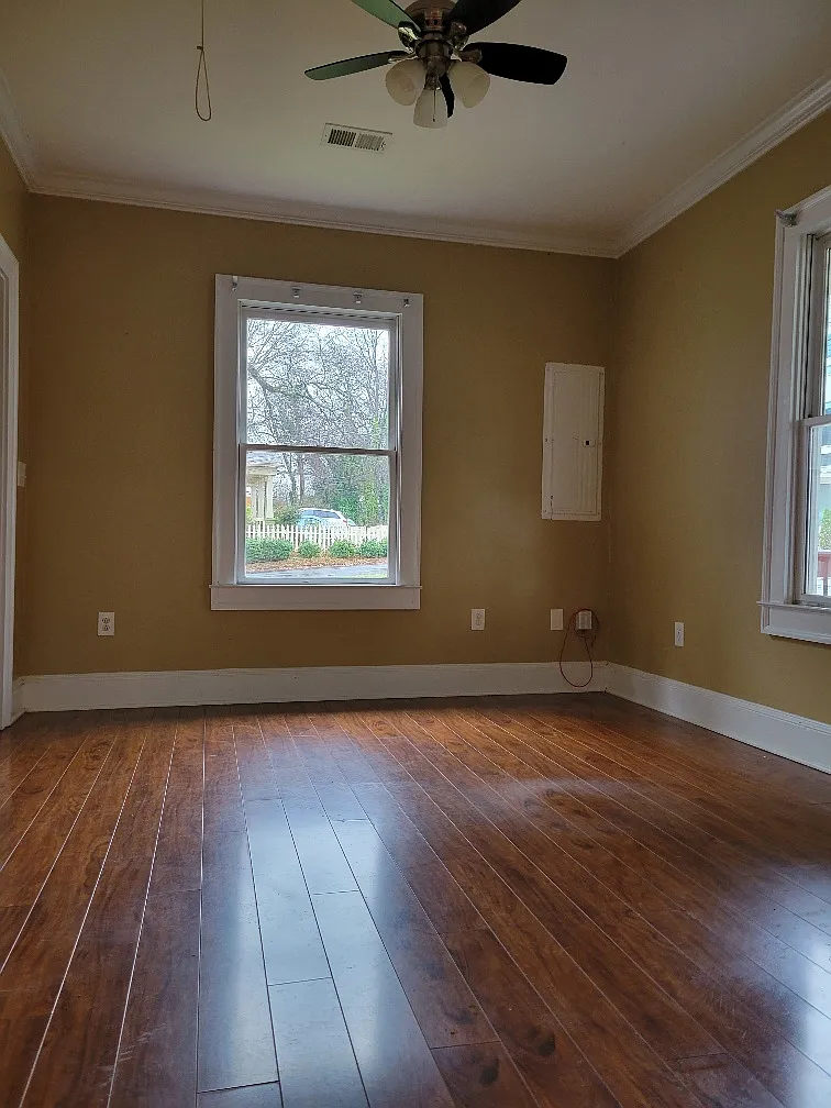 2 bed, 984 sqft, $2,100 — Photo 3