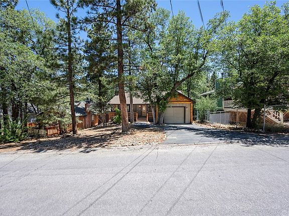 4th image of 765 Cedar Ln