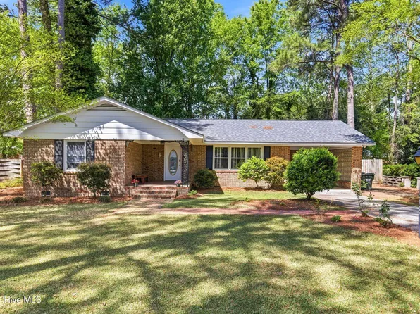 235 Oak Street, Wallace, NC 28466