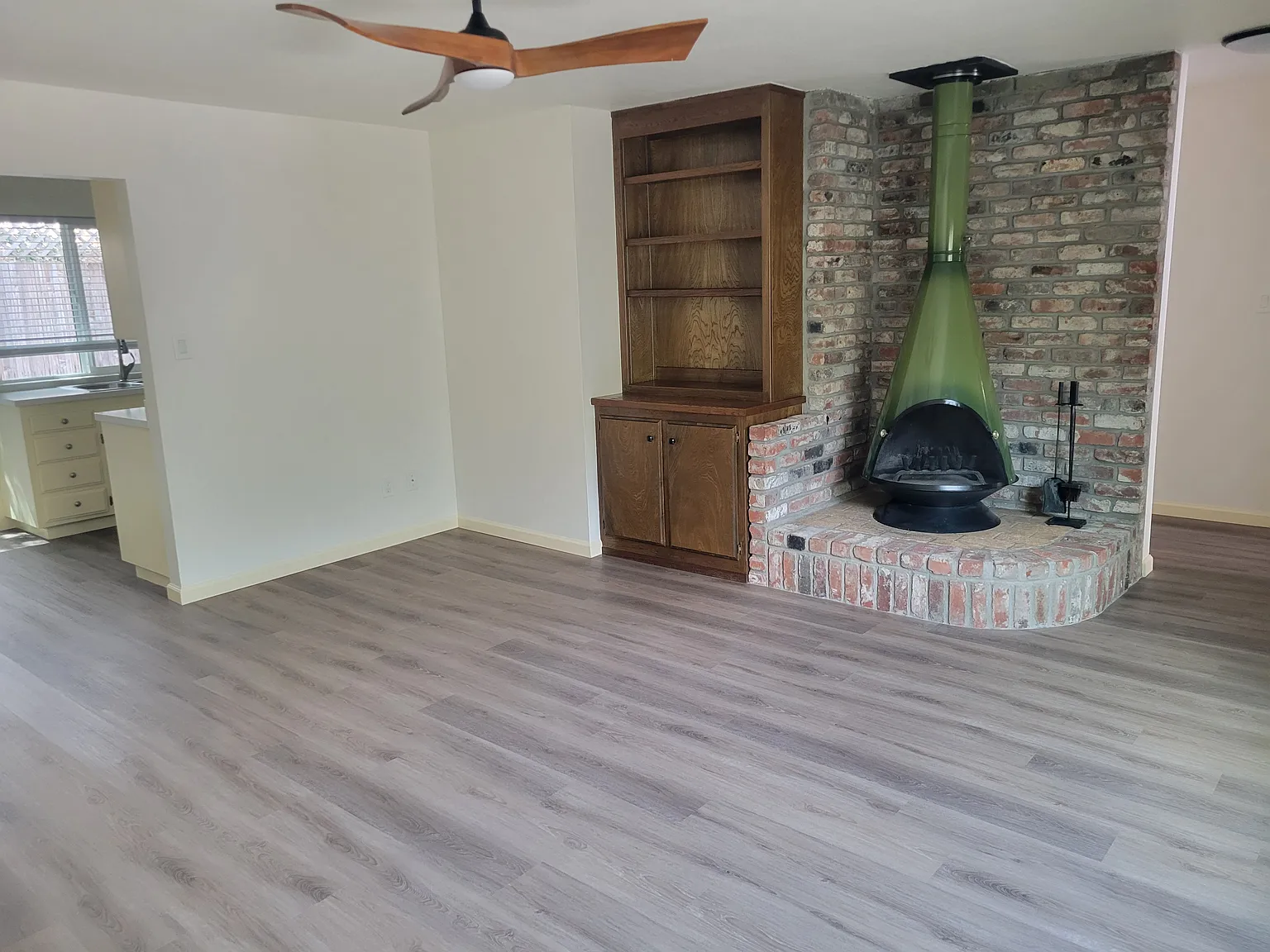 2 bed, 1000 sqft, $2,950 — Photo 3
