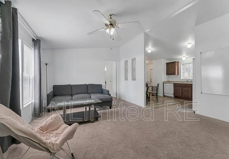 766 E Zuni Dr — Photo 6