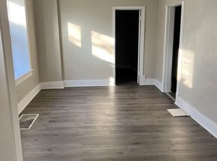 1527 SW Mulvane St #16837359, Topeka, KS 66604