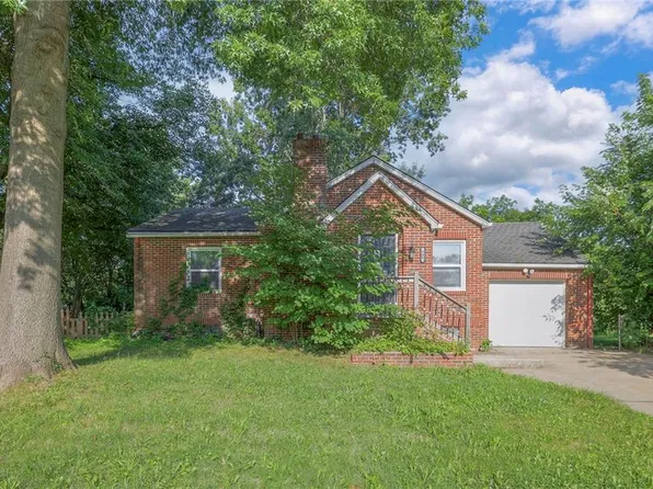 906 S Pope Ave, Independence, MO 64050