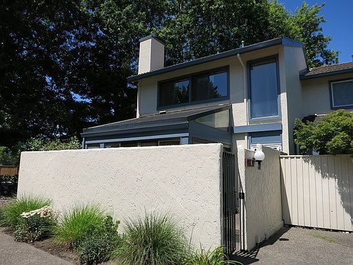 1st image of 28549 SW Ash Meadows Blvd