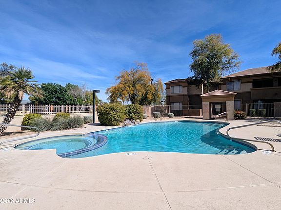 2nd image of 1445 E Broadway Rd Unit 106