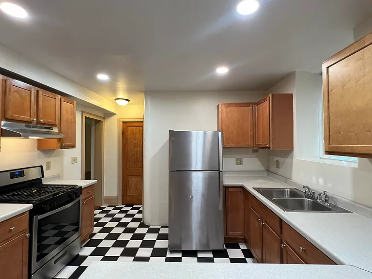 3757 Harriet Ave #8 — Photo 7
