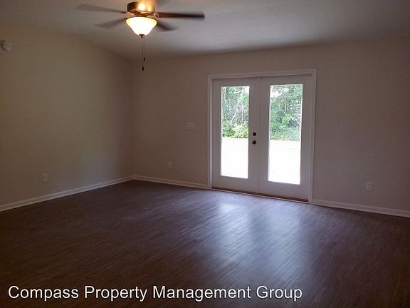 3rd image of 322 Gillespie Gardens Dr