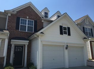 8215 Pilots View Dr, Raleigh, NC 27617