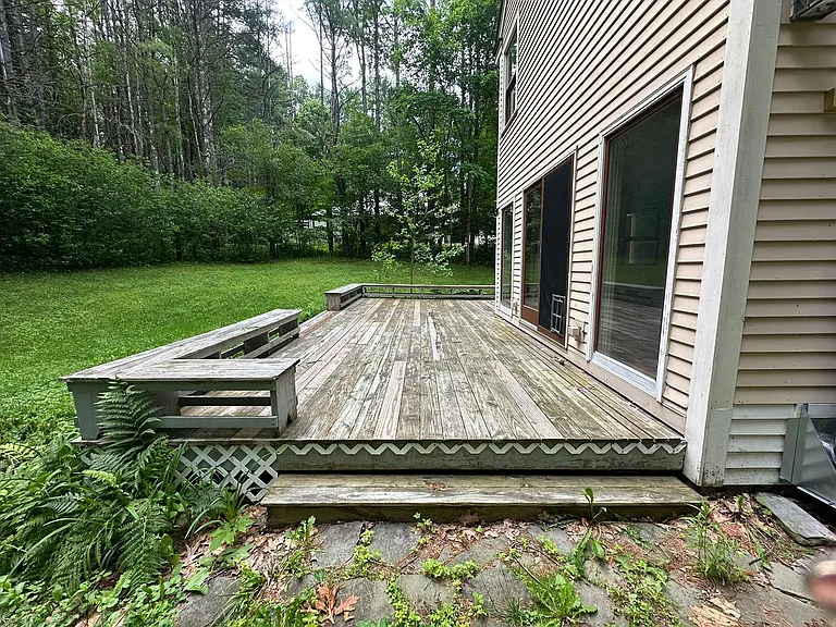 27 Macdonald Dr — Photo 3