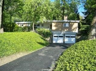 610 Station Ave, Glenside, PA 19038