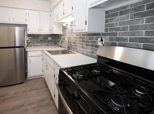 510 W Fullerton Pkwy APT 206, Chicago, IL 60614