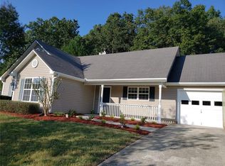 427 Arrowhatchee Dr, Winder, GA 30680