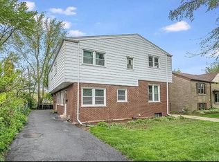 336 E Quincy St, Riverside, IL 60546