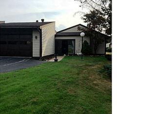753 Fairway Cir, Baldwinsville, NY 13027