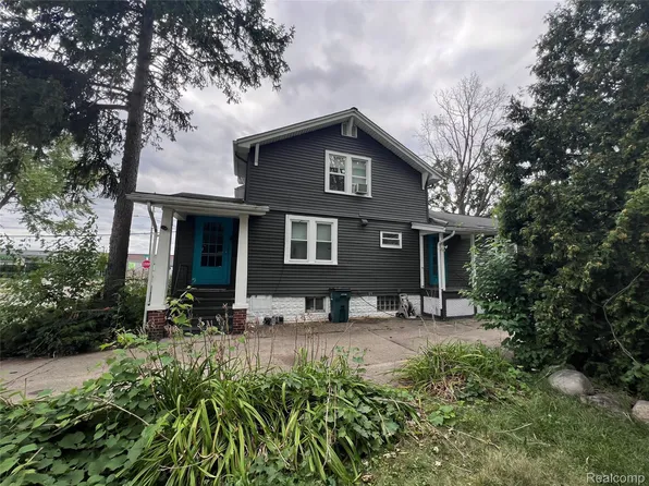 1791 E Saratoga St, Ferndale, MI 48220