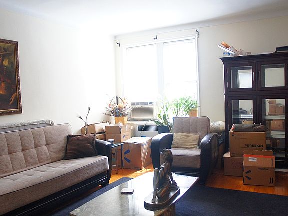 2nd image of 114 Queens Blvd #4