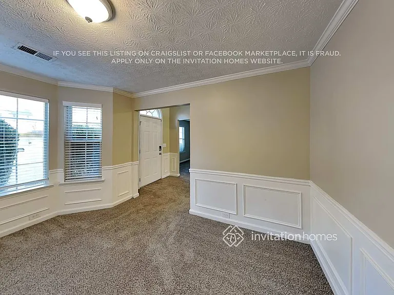 3262 Ashgrove Ln SW — Photo 5