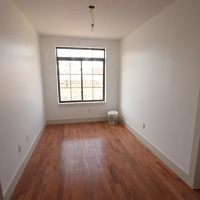 Rented by Nooklyn NYC LLC | media 106