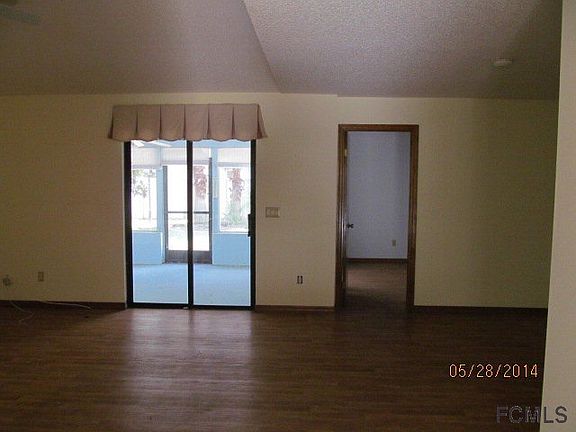 3rd image of 18 Philmont Ln
