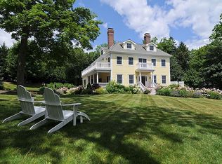 4 Grove St, Sandwich, MA 02563