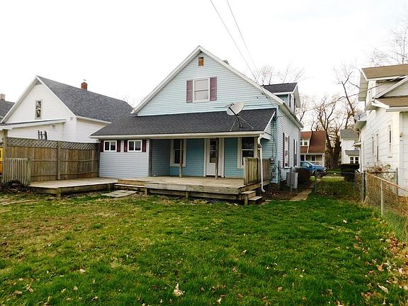 2nd image of 723 Lynn St