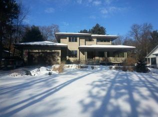 S2925 Fairway Dr, Reedsburg, WI 53959