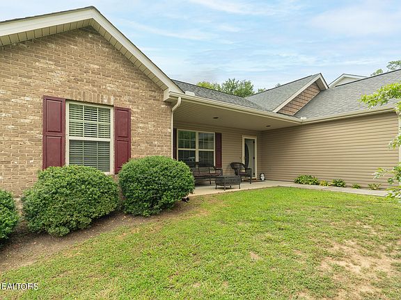 3rd image of 6909 Harvest Grove Ln