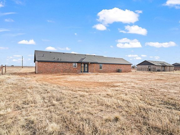 4th image of 10405 N County Road 2800 Unit B