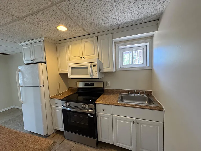 28 Terrace Ave #1F — Photo 11