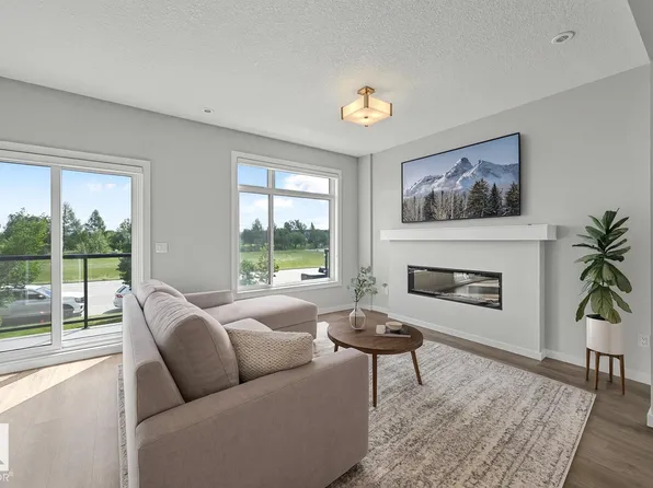 1010 Rabbit Hill Rd SW #72, Edmonton, AB T6W 4G7