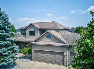 211 Magnolia Dr, Marshfield, WI 54449