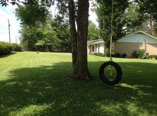 5216 Wilmer Rd, Wilmer, AL 36587