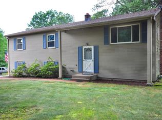 255 Hitchcock Rd, Southington, CT 06489