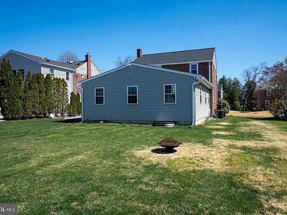 5th image of 2632 Wendy Rd