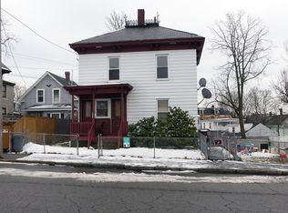 83 3rd St, Lowell, MA 01850