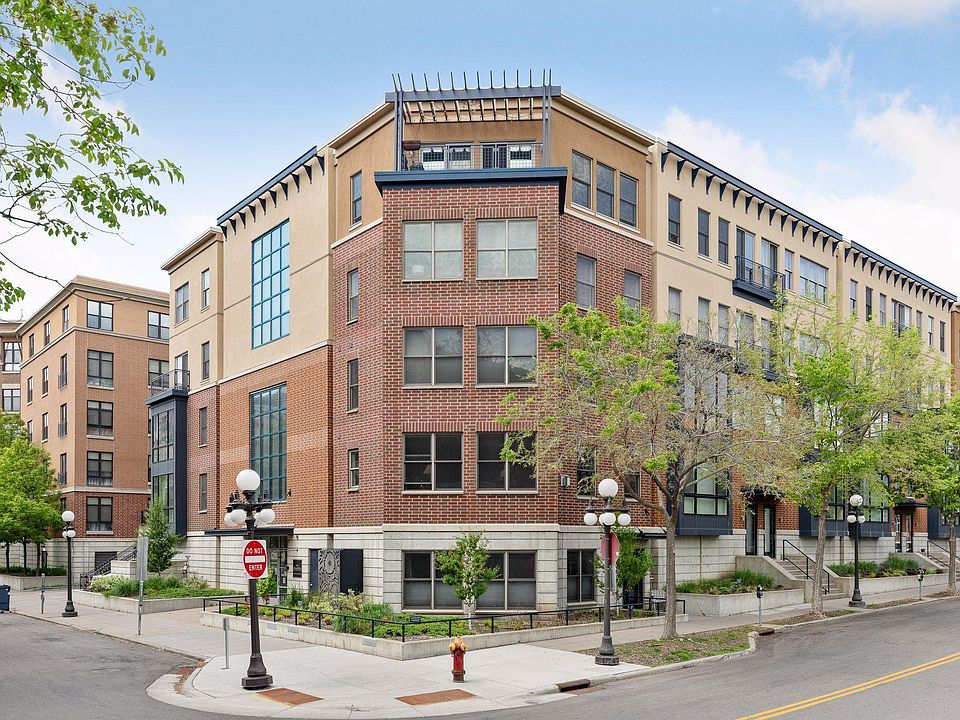 1st image of 209 8th St E APT 109