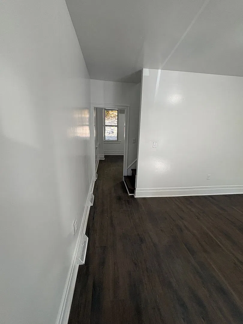 Video Walkthrough-Renovated 3 Bedroom 1 Bath Single Family House in East Pittsburgh — Photo 4