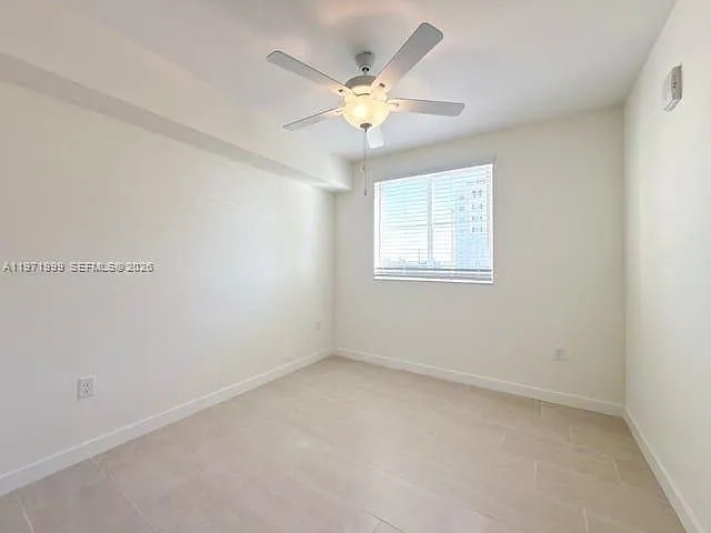 11239 NW 4th Ter — Photo 2