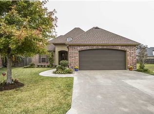 418 Copper Ridge Dr, Youngsville, LA 70592
