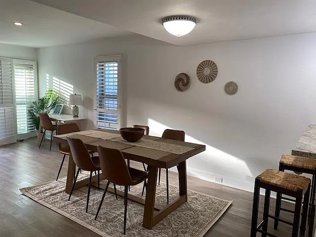 4313 Loma Riviera Ct — Photo 31