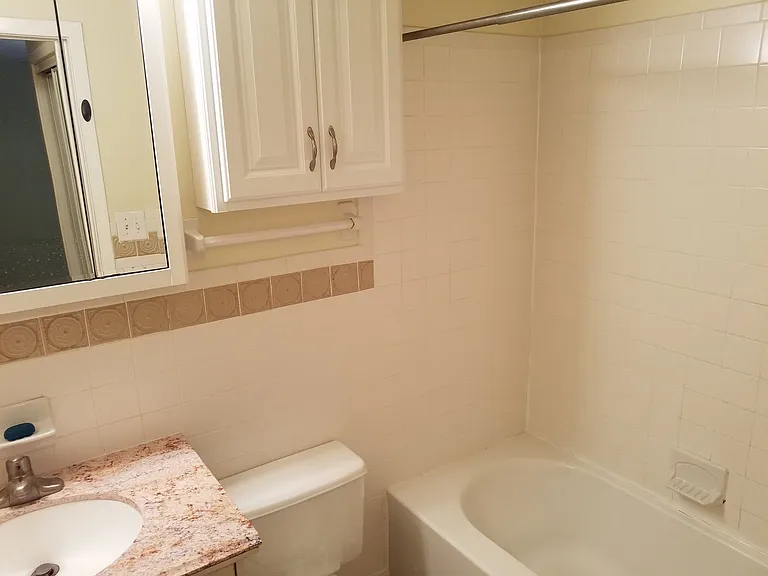 9810 Hellingly Pl #100 — Photo 15