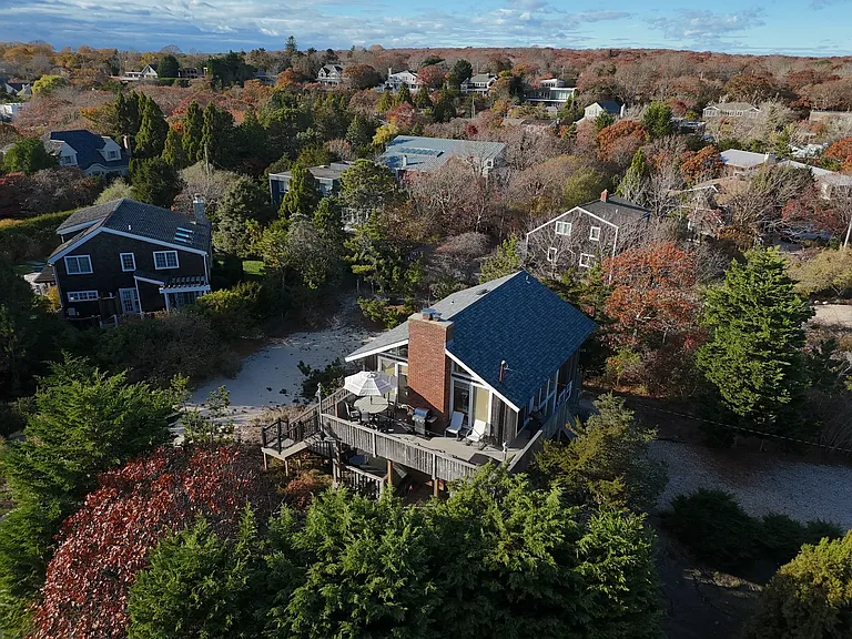 11 Pine Way — Photo 6